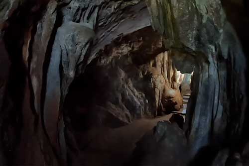Tham Jang Cave